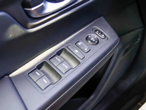 Used 2025 Honda CR-V EX image 17