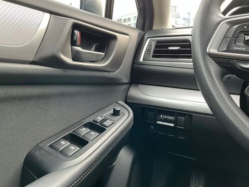 Used 2018 Subaru Outback 2.5i image 23
