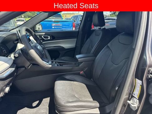 Used 2023 Jeep Compass Limited AWD/4WD image 18