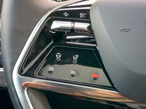 New 2026 Cadillac Escalade IQL Luxury image 40