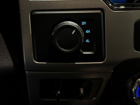 Used 2022 Ford F250 Lariat w/ Lariat Value Package AWD/4WD image 27