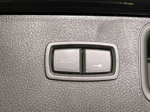 New 2026 Porsche Macan Turbo image 21