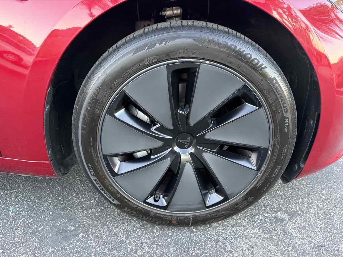 Used 2025 Tesla Model 3 Long Range RWD image 34