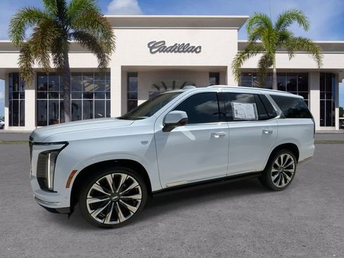 Certified 2026 Cadillac Escalade Luxury w/ Touring Package AWD/4WD image 7