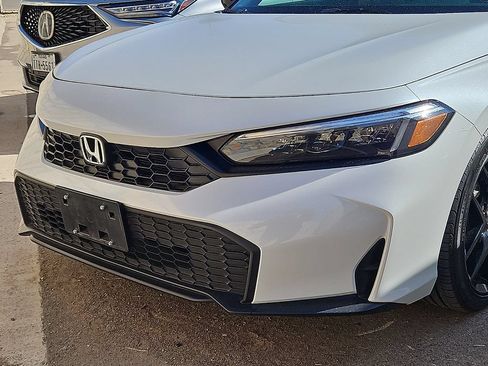 Used 2026 Honda Civic Sport image 2