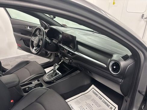 Used 2024 Kia Forte GT-Line w/ GT-Line Premium Package FWD image 16