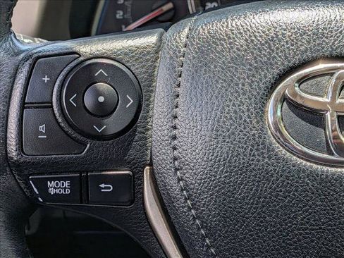 Used 2013 Toyota RAV4 Limited FWD image 7