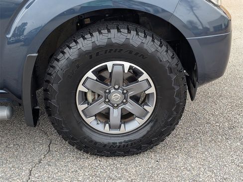 Used 2019 Nissan Frontier Desert Runner image 11