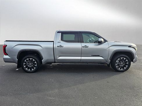 Used 2023 Toyota Tundra Limited image 6