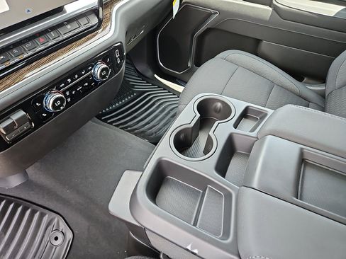 New 2026 GMC Sierra 1500 Elevation RWD image 20