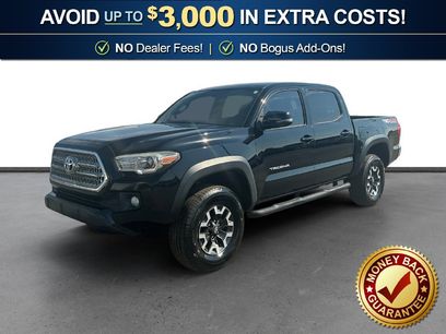 Used 2017 Toyota Tacoma TRD Off-Road w/ Tow Package (A/T)