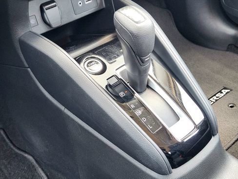 Used 2025 Nissan Versa SV FWD image 20