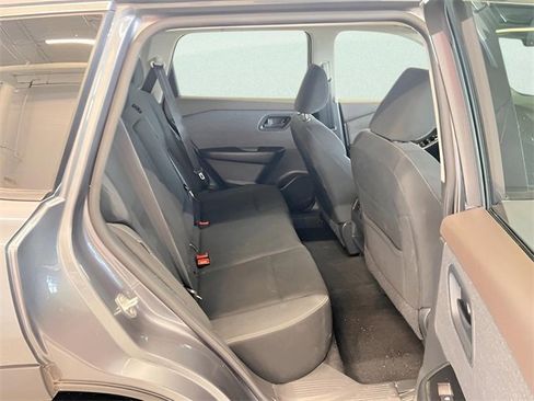 Used 2023 Nissan Rogue S image 8