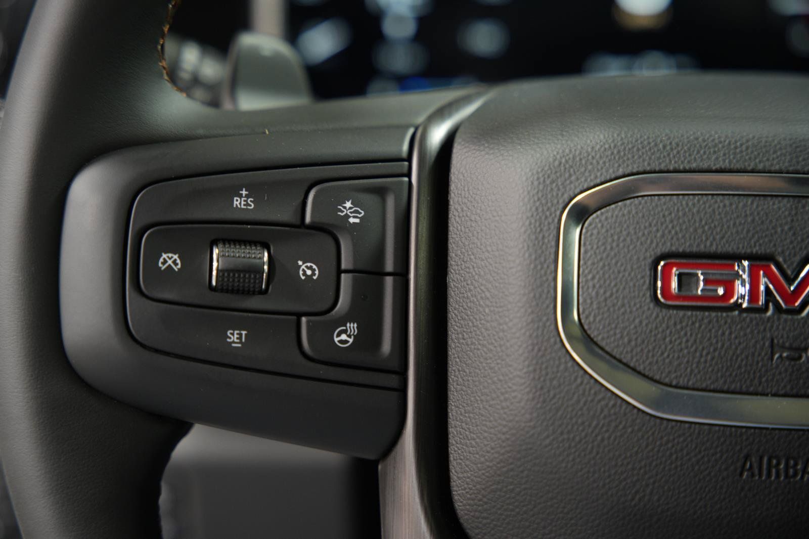 New 2026 GMC Sierra 1500 AT4 w/ AT4 Premium Package AWD/4WD image 34
