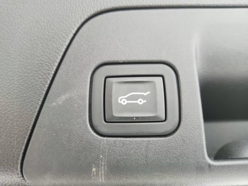 Used 2023 Buick Envision Essence w/ Technology Package I FWD image 50