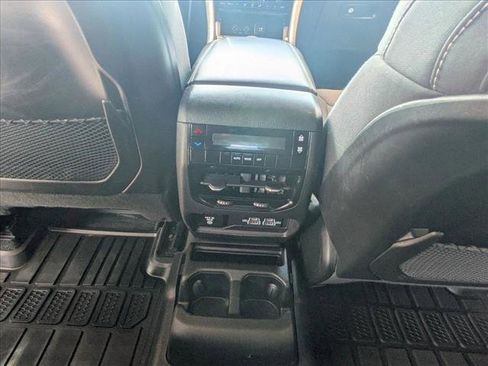 Used 2023 Jeep Grand Cherokee L Laredo w/ Luxury Tech Group I AWD/4WD image 14
