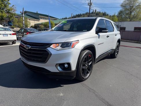 Used 2019 Chevrolet Traverse Premier w/ Redline Edition image 5