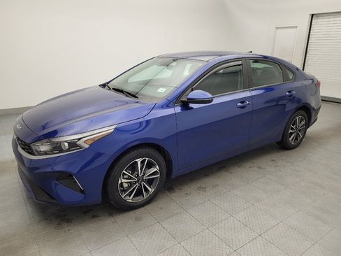 Used 2024 Kia Forte LXS w/ LXS Technology Package image 2