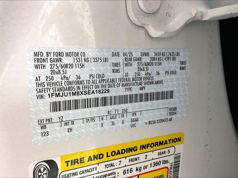 Used 2025 Ford Expedition Platinum AWD/4WD image 43