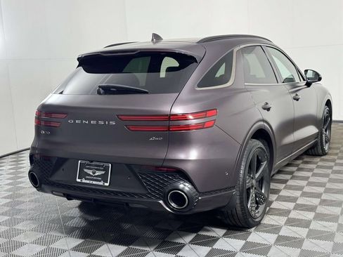 Used 2023 Genesis GV70 2.5T w/ Sport Prestige Package image 10