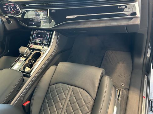 New 2026 Audi SQ8 Prestige image 25