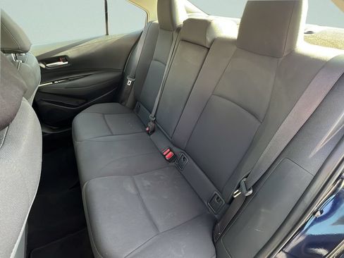 Used 2021 Toyota Corolla LE FWD image 9