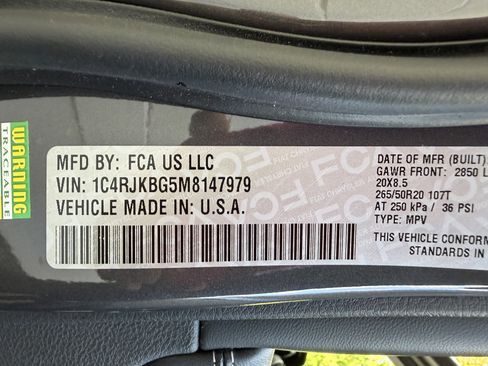 Used 2021 Jeep Grand Cherokee L Limited image 38