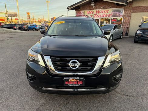 Used 2018 Nissan Pathfinder Platinum w/ Cargo Package image 3