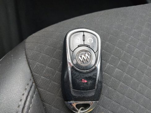 Used 2022 Buick Encore Preferred w/ Safety Package FWD image 32