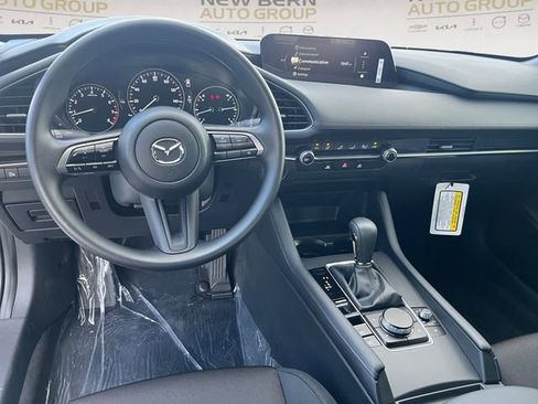 New 2026 MAZDA MAZDA3 s FWD image 10
