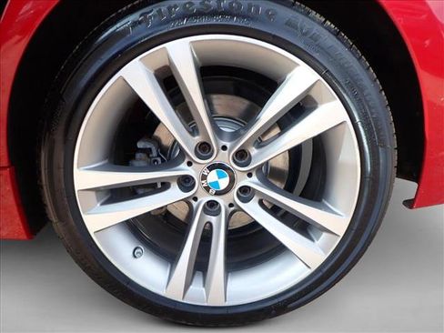 Used 2017 BMW 330i xDrive Sedan image 7