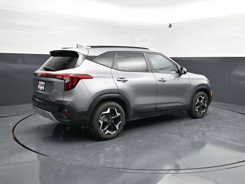 Used 2025 Kia Seltos S FWD image 9