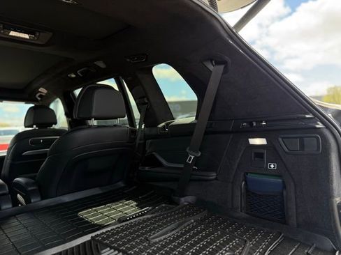 Used 2024 BMW ALPINA XB7 AWD/4WD image 31