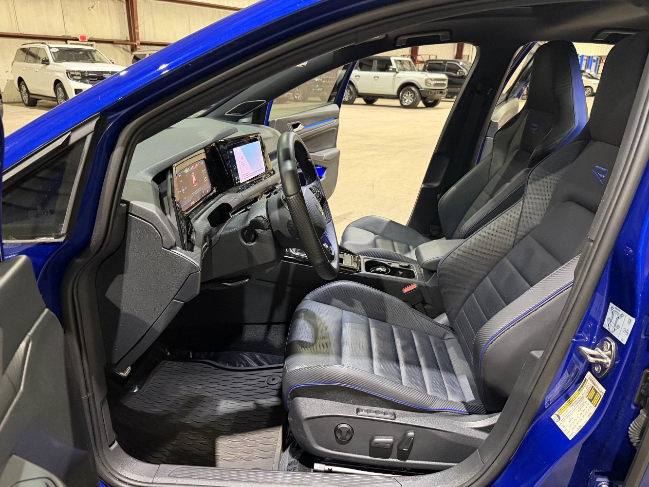 Used 2024 Volkswagen Golf R AWD/4WD image 13