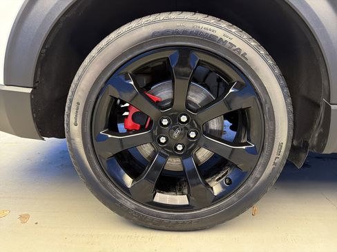 Used 2020 Ford Explorer ST w/ ST Street Pack image 8