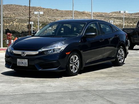 Used 2018 Honda Civic LX image 3