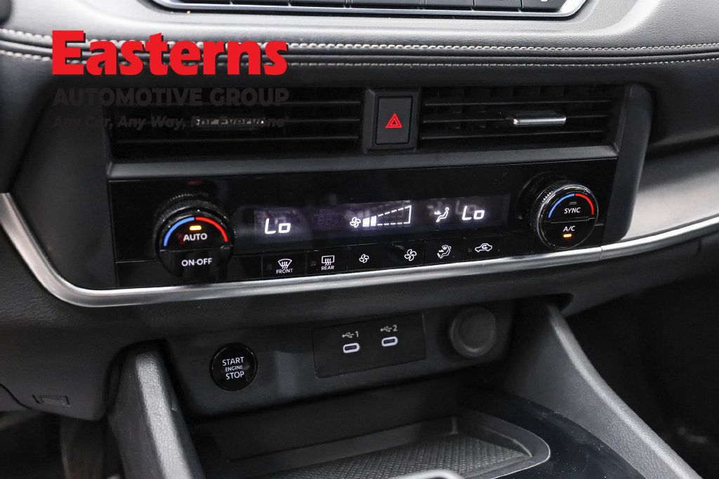 Used 2025 Nissan Rogue SV AWD/4WD image 21