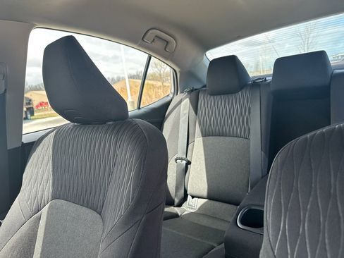 Used 2025 Toyota Camry LE w/ Convenience Package FWD image 15