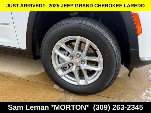 New 2025 Jeep Grand Cherokee L Laredo w/ Luxury Tech Group I image 4