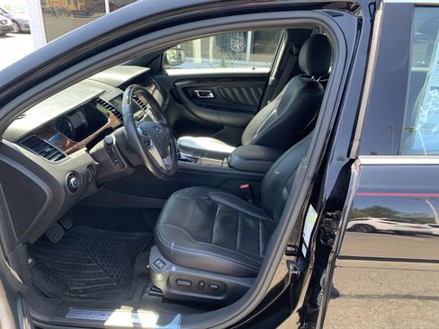 Used 2017 Ford Taurus Limited FWD image 9