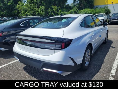 Used 2025 Hyundai Sonata SE FWD image 8