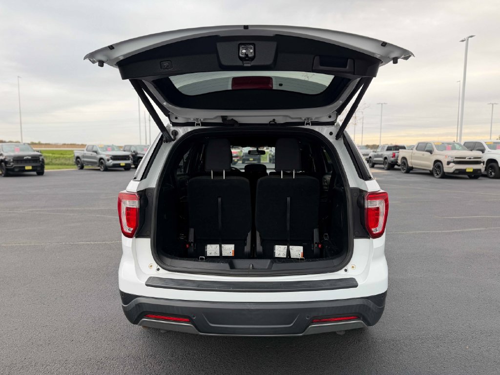 Used 2019 Ford Explorer XLT w/ Equipment Group 201A AWD/4WD image 15