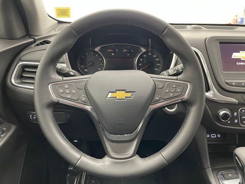 Used 2024 Chevrolet Equinox LT AWD/4WD image 13