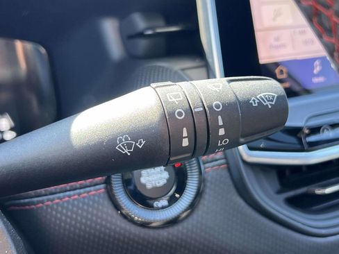 Used 2023 Jeep Compass Trailhawk w/ Trailhawk Elite Group AWD/4WD image 26