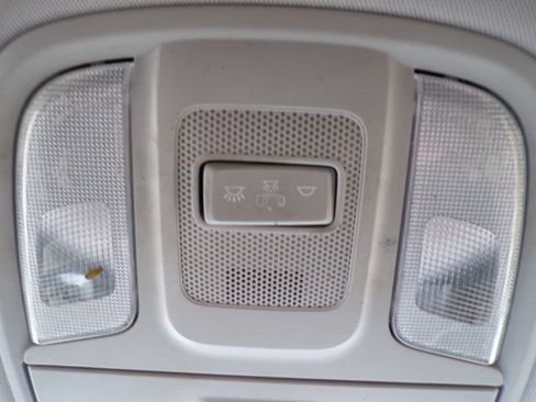 Used 2020 Kia Sportage LX image 29