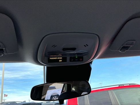 New 2025 Chevrolet Trax LT w/ Driver Confidence Package image 13