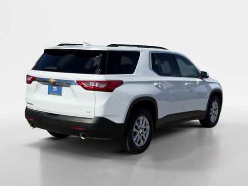 Used 2021 Chevrolet Traverse LT image 12