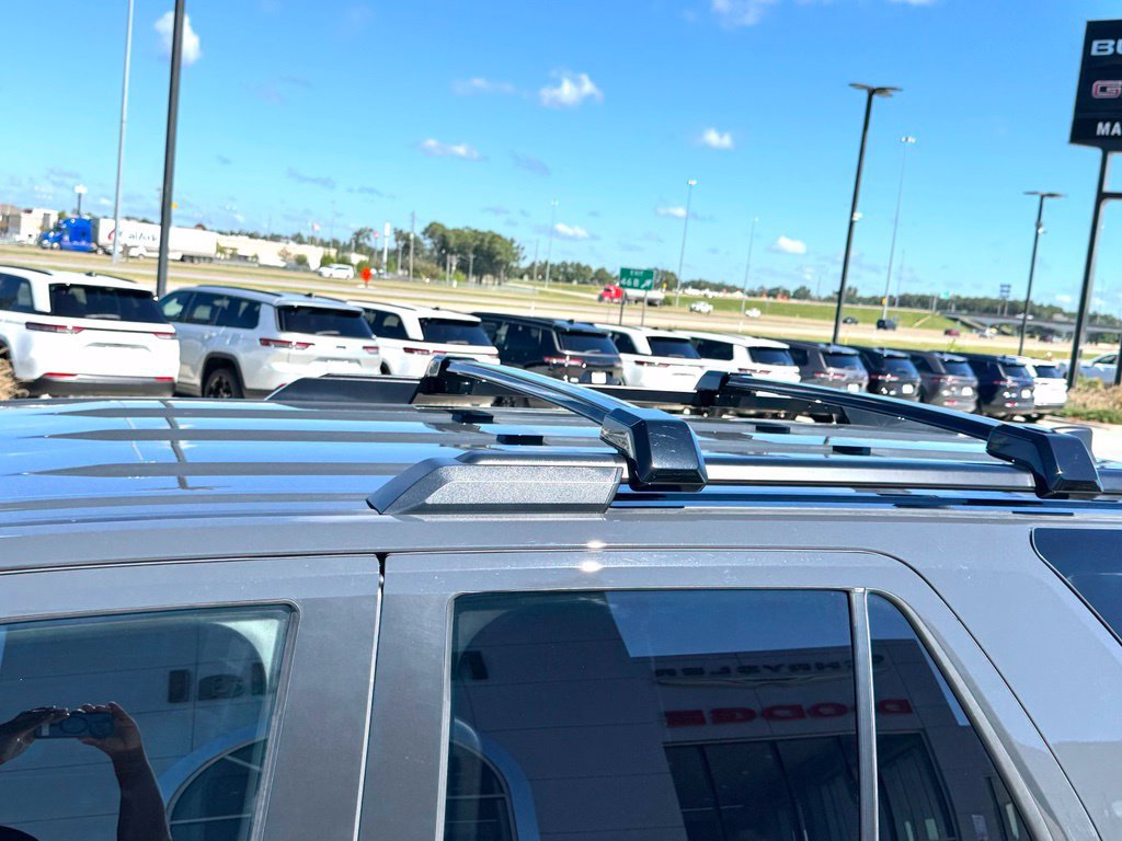 Used 2025 Toyota 4Runner SR5 AWD/4WD image 12