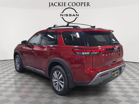 New 2026 Nissan Pathfinder SL w/ Cargo Package FWD image 7