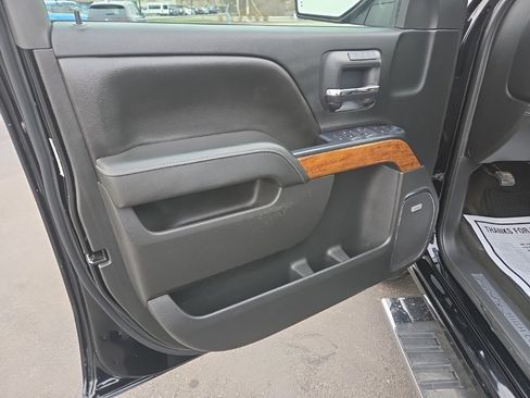 Used 2017 Chevrolet Silverado 1500 High Country image 16